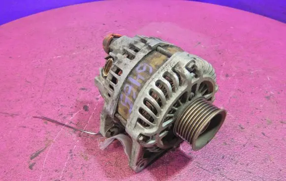 Nissan Tiida C11 Generator/alternator 23100EM01A