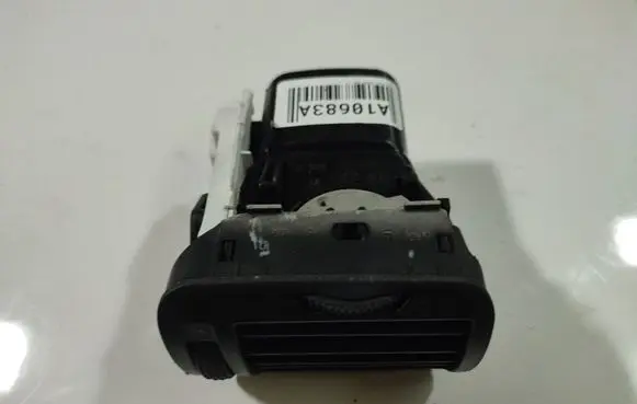 Dash center air vent grill