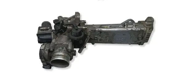 Volvo V60 EGR valve cooler 31325030