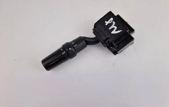 Mazda 3 I Wiper control stalk 17D682
