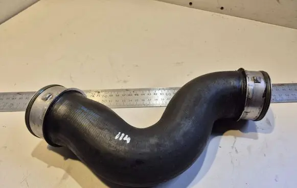 Skoda Octavia Mk2 (1Z) Intercooler hose/pipe 1K0145832E