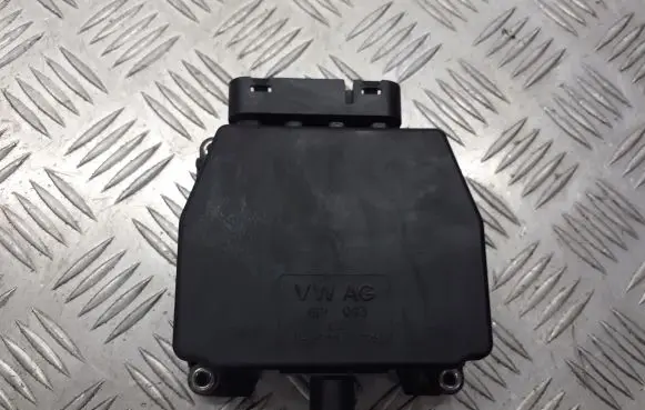 Seat Ibiza III (6L) Starter motor/solenoid 