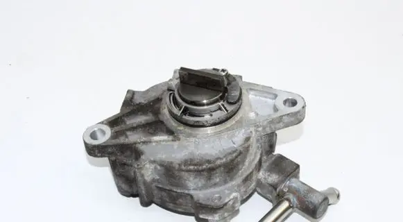Mitsubishi ASX Vacuum pump