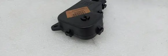 Renault Espace - Grand espace IV Air flap motor/actuator 52485222 0M0450825A 7701206538