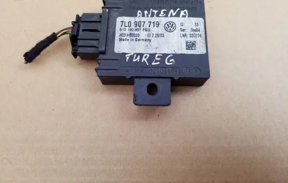 Volkswagen Touareg I Alarm control unit/module 7L0907719