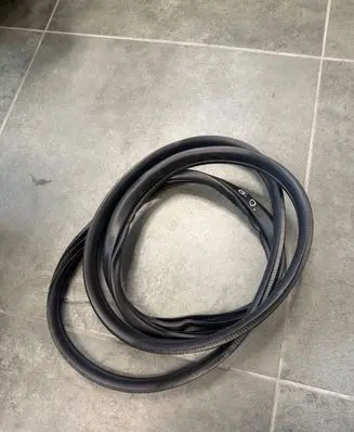 Mazda 2 Rear door rubber seal (on body) 