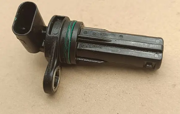 Chrysler Pacifica Crankshaft position sensor 68079375AC 25471800264 257718C0264