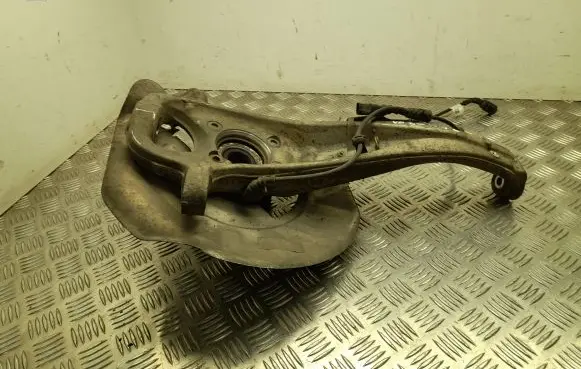 Porsche Cayenne (92A) Front wheel hub 7P0407246A