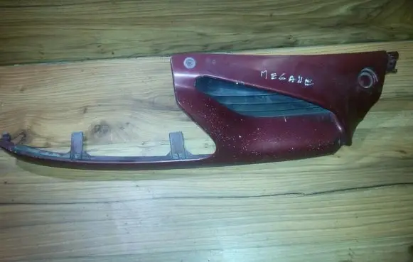 Renault Megane I Front grill