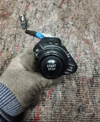 Renault Talisman Engine start stop button switch 285C68490R