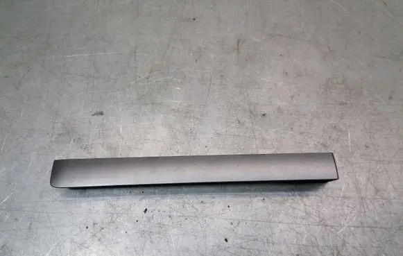 Seat Alhambra (Mk1) Dashboard glove box trim 7M3857221