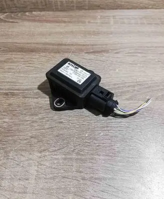Audi A4 S4 B6 8E 8H ESP acceleration yaw rate sensor 8E0907637A 0008083