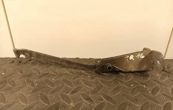 Renault Trafic III (X82) Rear door check strap stopper 04999R