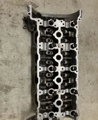 Mercedes-Benz CLS C219 Engine head R2730162901 M273