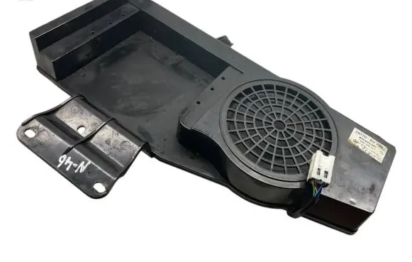 Nissan Primera Subwoofer speaker 28170AV700 7606500217