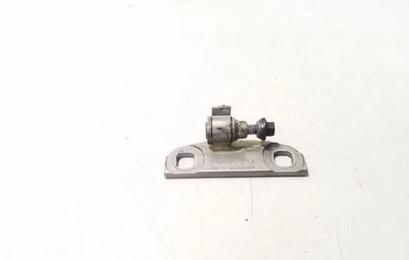 Volvo XC60 Front door upper hinge A046572