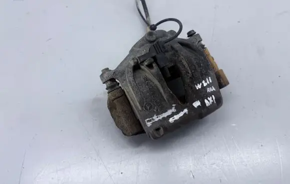 Mercedes-Benz E W211 Front brake caliper Z06028295