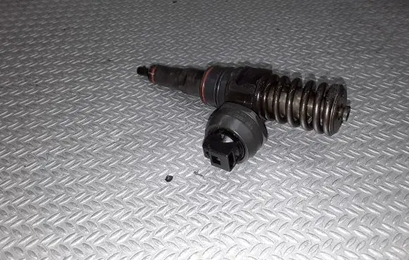 Audi A2 Fuel injector 045130073T