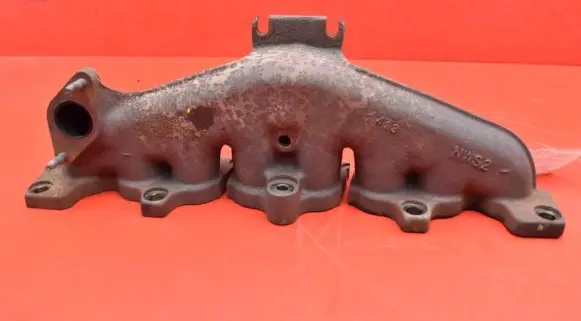 Peugeot 508 RXH Exhaust manifold 9681570480