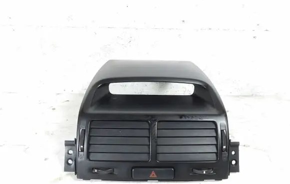 Suzuki Grand Vitara II Dashboard side air vent grill/cover trim 73821-65J0