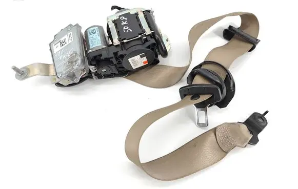 Mercedes-Benz E W212 Front seatbelt A2128607785 040068 040968