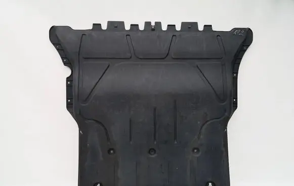 Audi A3 8Y Engine splash shield/under tray 5WA825236D