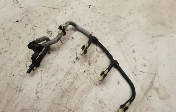 Fuel line pipe