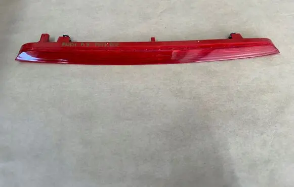 Audi Q3 F3 Third/center stoplight 8V0945097D