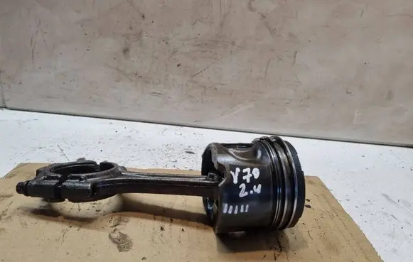 Piston with connecting rod