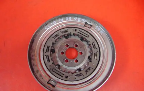 Renault Clio IV Flywheel 123101086R