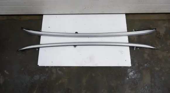 Toyota Yaris Cross Roof bar rail