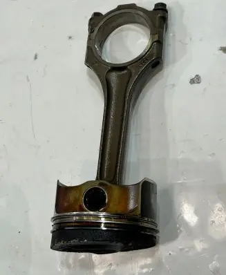 Porsche Cayenne (92A) Piston with connecting rod 022B