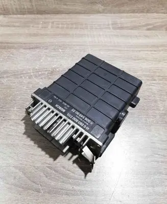 Mercedes-Benz 190 W201 Engine control unit/module ECU 0065450032 0280800220