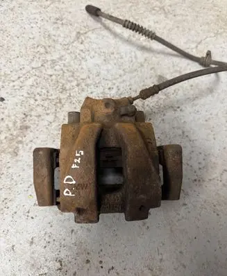 BMW X3 F25 Front brake caliper 6790922