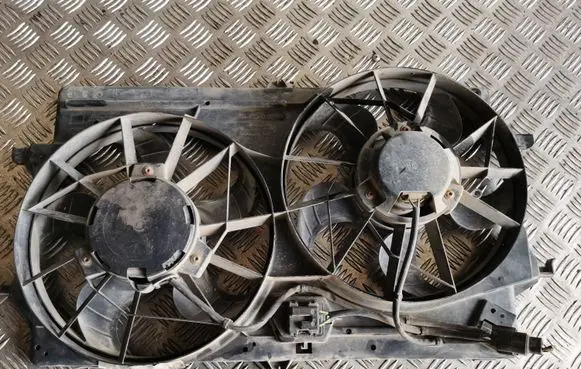 Ford Focus Fan set 98AB8C607