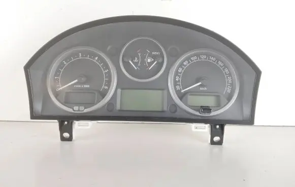 Land Rover Discovery 3 - LR3 Speedometer (instrument cluster) YAC500044 R050209 LR0019004K0C0