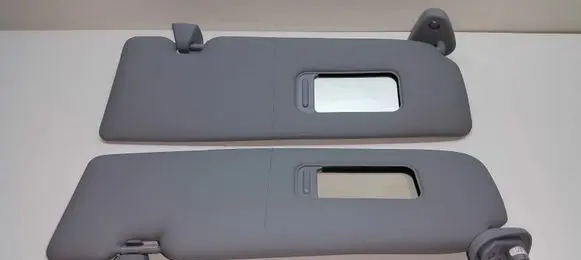 Sun visor