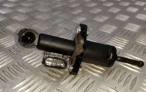 Audi A1 Clutch master cylinder 6R0721388A 1K0927810E