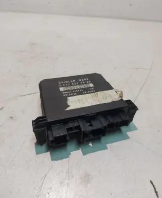 Mercedes-Benz E W210 Door control unit/module 2108207626 356826