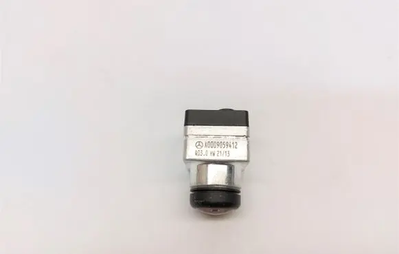Mercedes-Benz AMG GT 4 x290 w290 Windshield/windscreen camera A0009059412