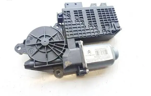 Citroen C4 I Picasso Front door window regulator motor 9682495680
