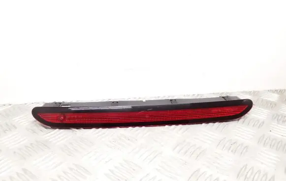 Volkswagen Tiguan Third/center stoplight 5G0945087B