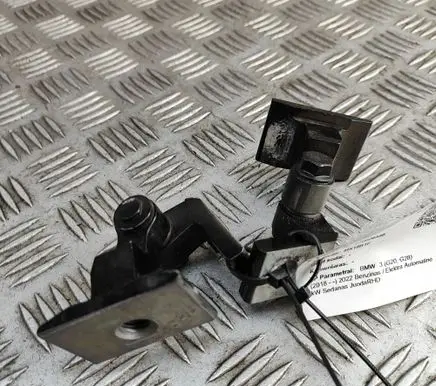 BMW 3 G20 G21 Front door hinges set 7246067 7246065