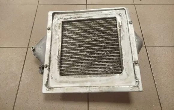 Nissan Terrano Intercooler radiator 351901 etp8626
