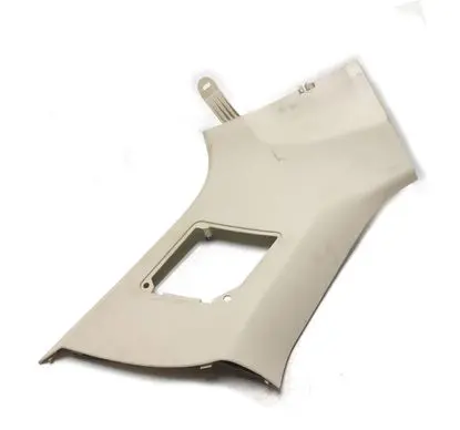 Volvo XC90 (D)pillar trim (top) 