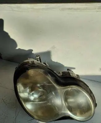 Mercedes-Benz E W210 Headlight/headlamp