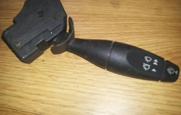 Ford Focus Wiper control stalk