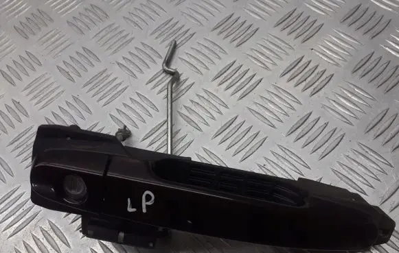 Toyota Avensis T250 Front door interior handle
