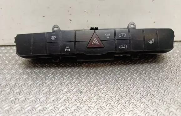 Volkswagen Crafter Hazard light switch A9068702210 A9064420023 3368670100