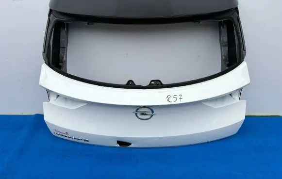 Opel Grandland X Tailgate/trunk/boot lid AVN705